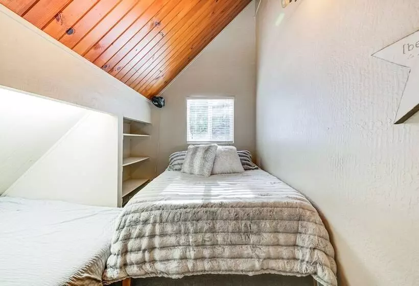 Secluded Cabin Near Calaveras Big Trees State Park