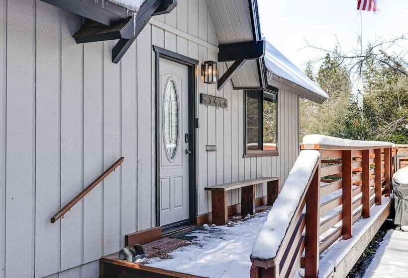 Secluded Cabin Near Calaveras Big Trees State Park