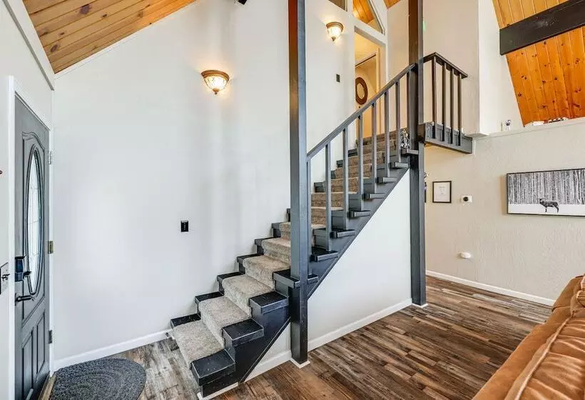 Secluded Cabin Near Calaveras Big Trees State Park