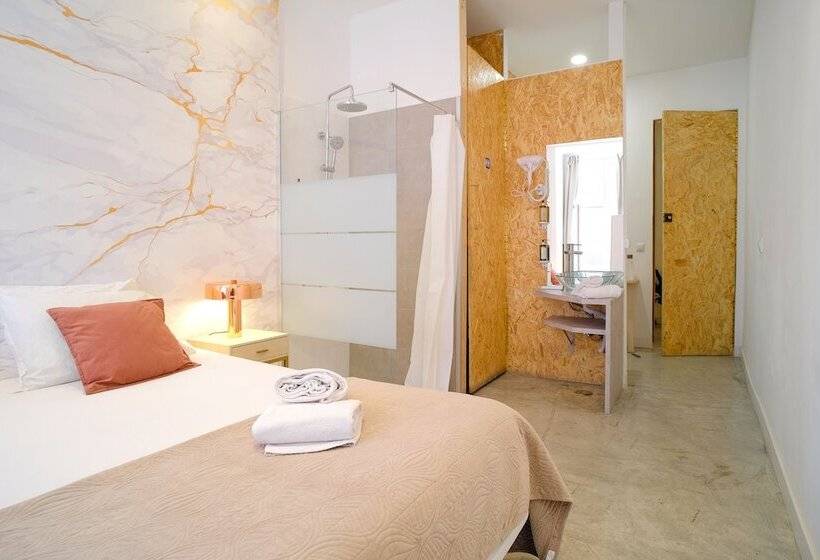 Pension Lisbon Studios