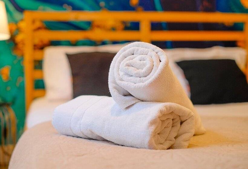 Pension Lisbon Studios