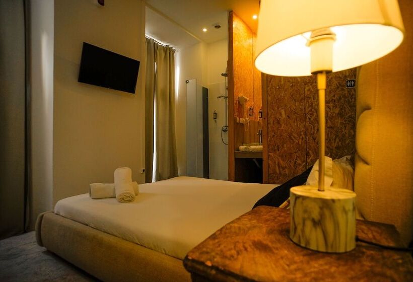 Pension Lisbon Studios