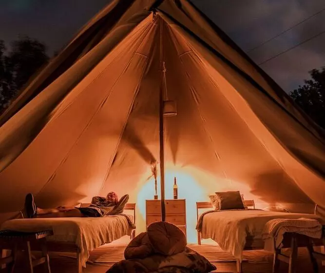 Majatalo The Far End Surf House