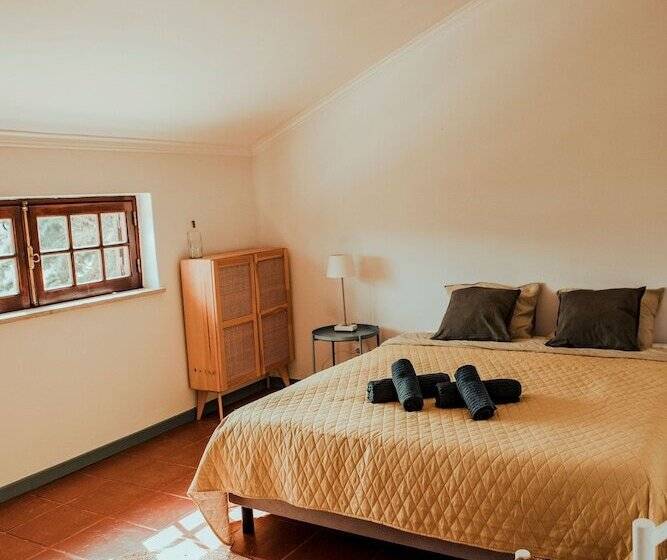 膳宿费 The Far End Surf House