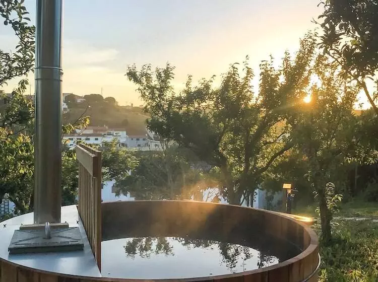 Majatalo The Far End Surf House