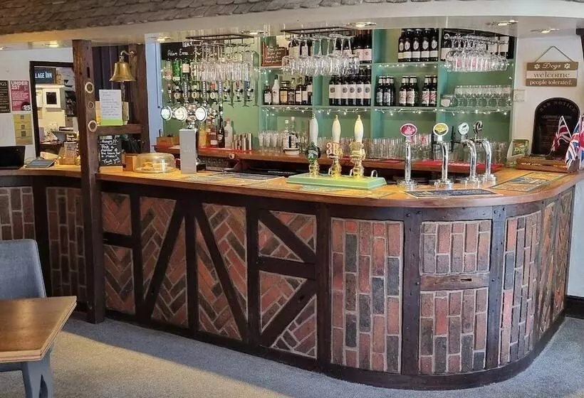 Majatalo The Village Inn