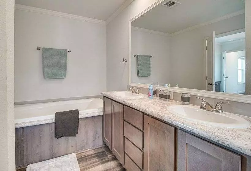 Pet Friendly Jay Home W/ Views Of Grand Lake!