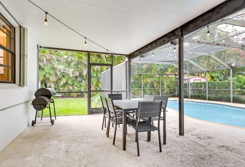 Pet Friendly South Miami Home W/ Private Pool!