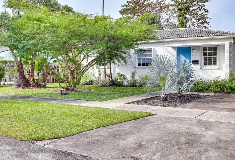 Pet Friendly South Miami Home W/ Private Pool!