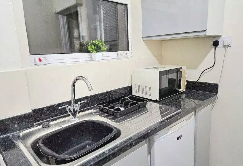 レジデンス Spacious,luxury, Near City Center, Free Parking