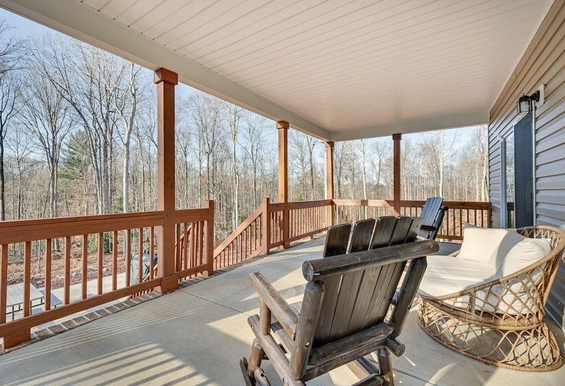 Home Gym & Fireplace: Roaring River Retreat