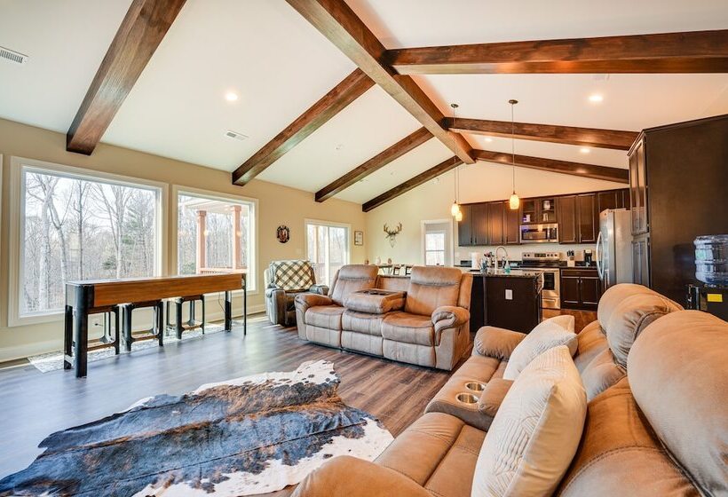 Home Gym & Fireplace: Roaring River Retreat