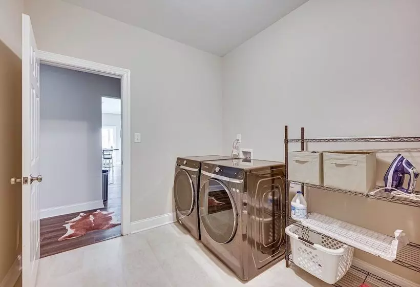 Home Gym & Fireplace: Roaring River Retreat