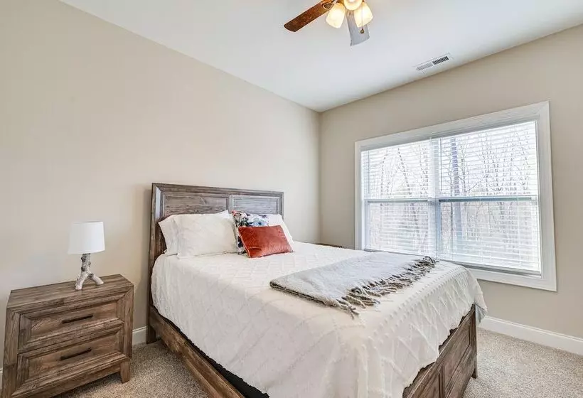 Home Gym & Fireplace: Roaring River Retreat