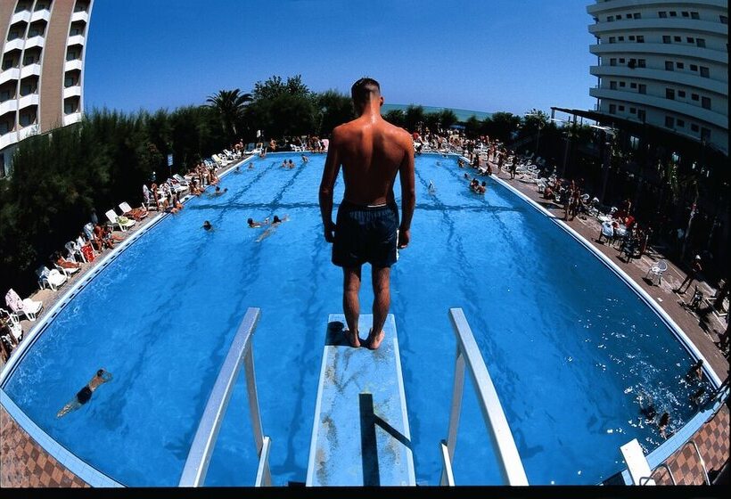 Serena Majestic Residence