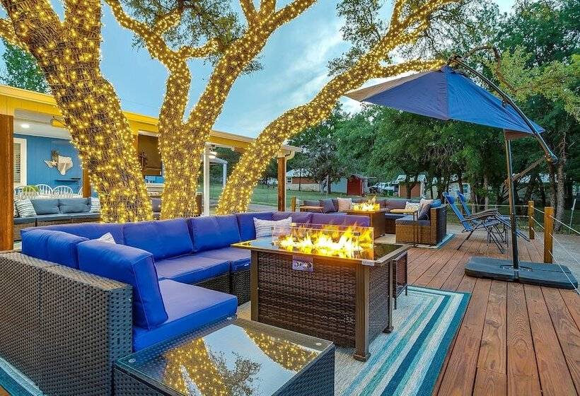 Waterfront Gordon Retreat W/ Hot Tub & Boat Dock!