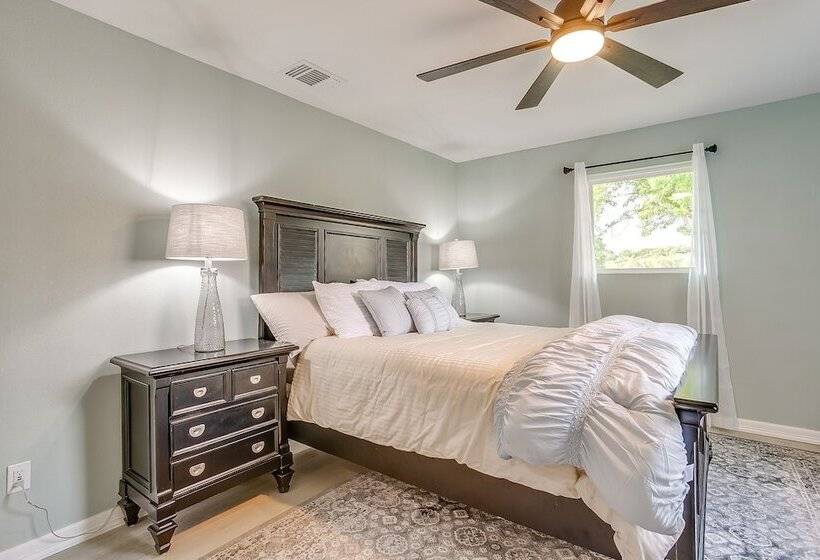 Waterfront Gordon Retreat W/ Hot Tub & Boat Dock!