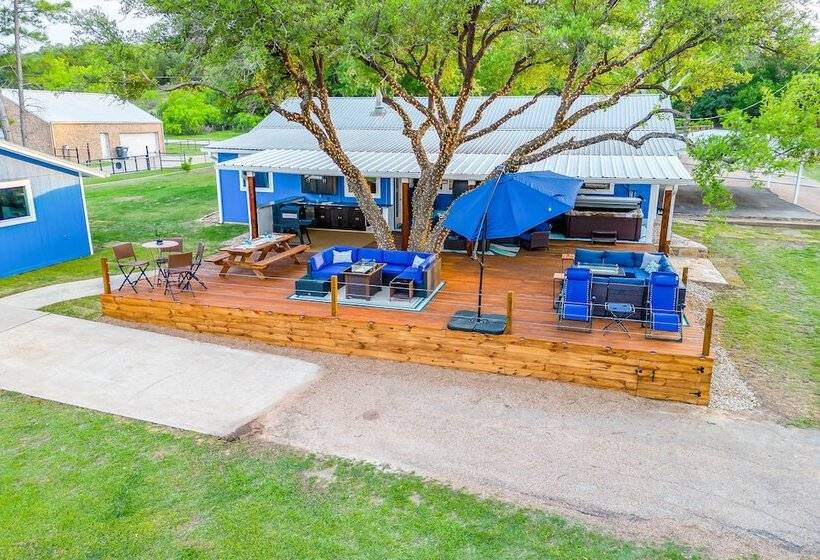 Waterfront Gordon Retreat W/ Hot Tub & Boat Dock!