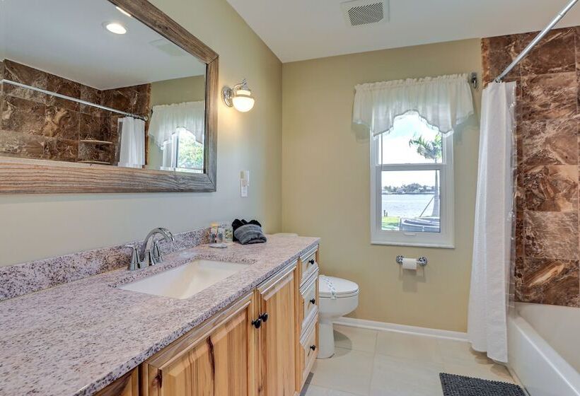 Waterfront Port Charlotte Home W/ Pool & Lanai