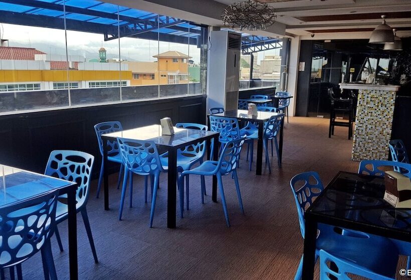 酒店 C & L Suites Inn