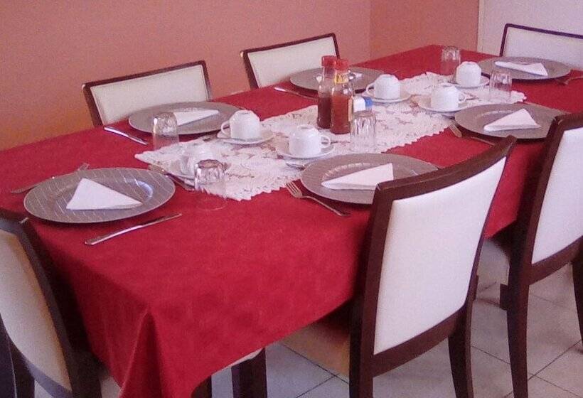 هتل Cypress Executive Lodge