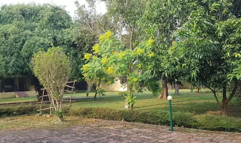 هتل Lumbini Buddha Garden Resort