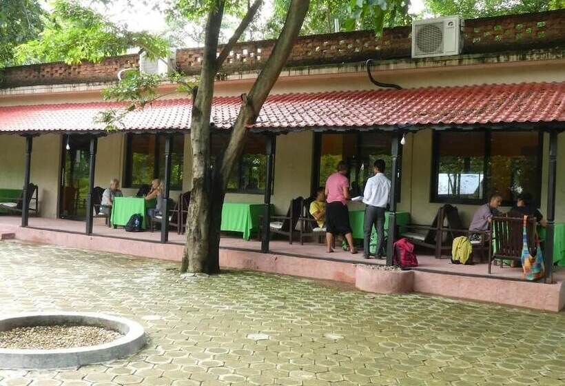 هتل Lumbini Buddha Garden Resort