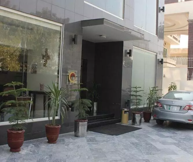 هتل One Super, Islamabad
