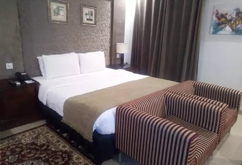 هتل One Super, Islamabad