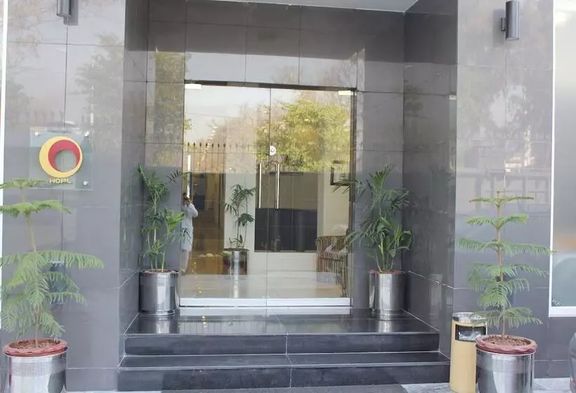 هتل One Super, Islamabad