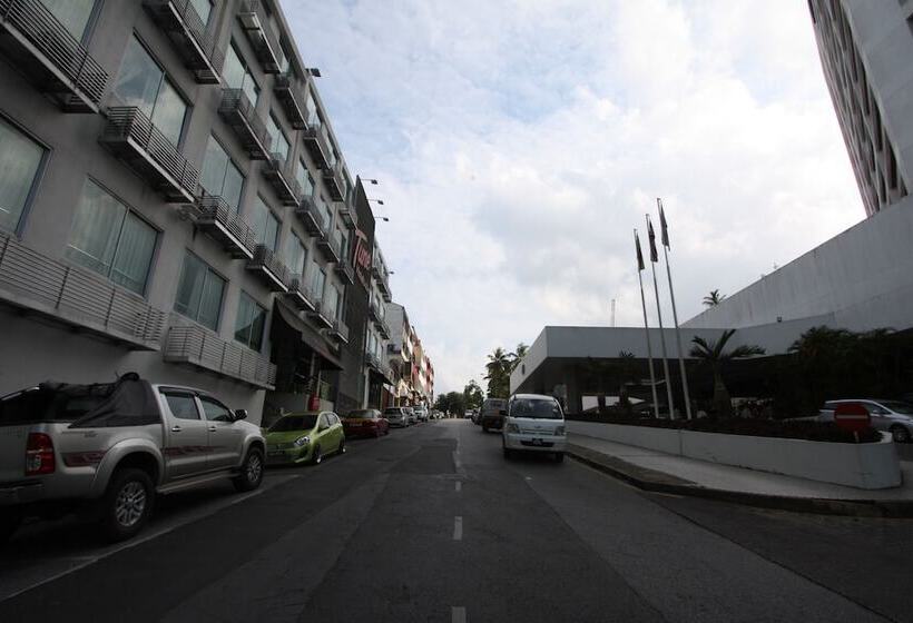 فندق Place2stay   Opposite Hilton