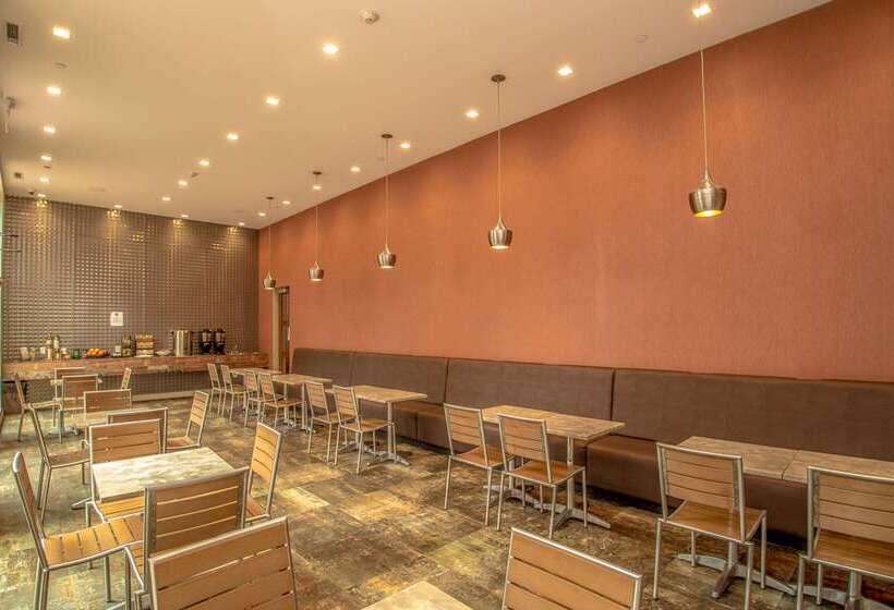 The Chandler At White Mountains, An Ascend Hotel Collection Membe