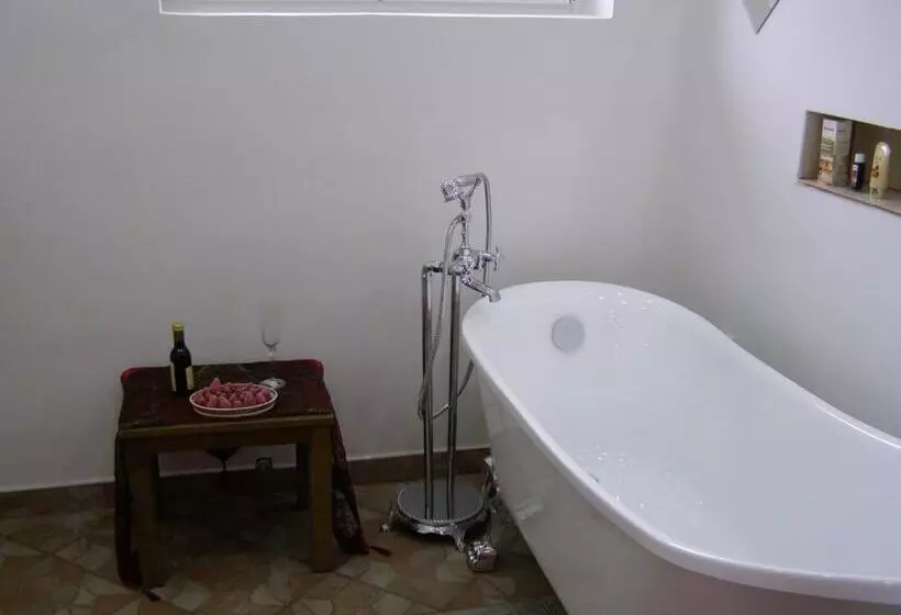 هتل Wellness & Spa Angelo Gabriel
