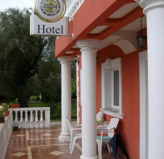 هتل Wellness & Spa Angelo Gabriel