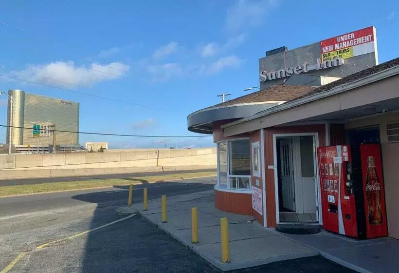 モーテル Sunset Inn