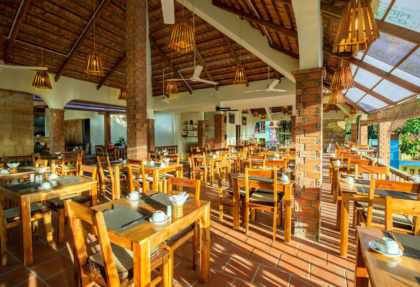 Hillside Village Resort