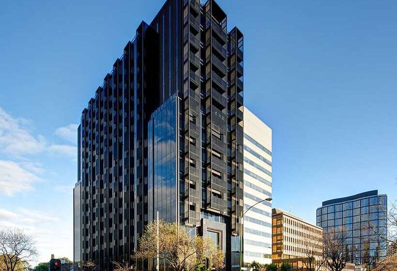 Wyndel Apartments St Kilda Views