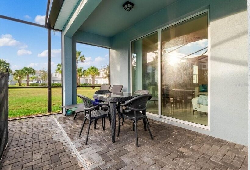 5 Bed Bliss At Solterra By Shine Villas 121