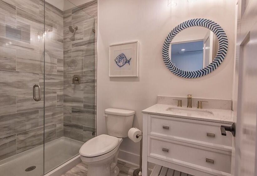 Azalea Retreat By Avantstay Sleeps 34 & Pool