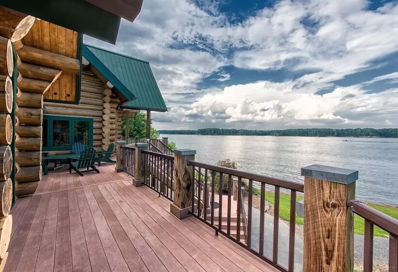 Azalea Retreat By Avantstay Sleeps 34 & Pool