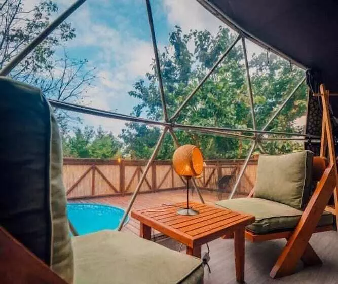 تختخواب و صبحانه Hypnos Sapanca Glamping & Spa