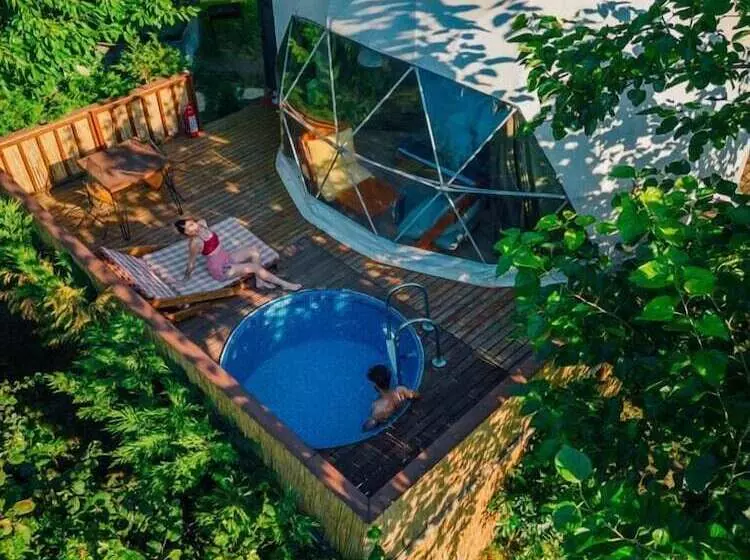 تختخواب و صبحانه Hypnos Sapanca Glamping & Spa