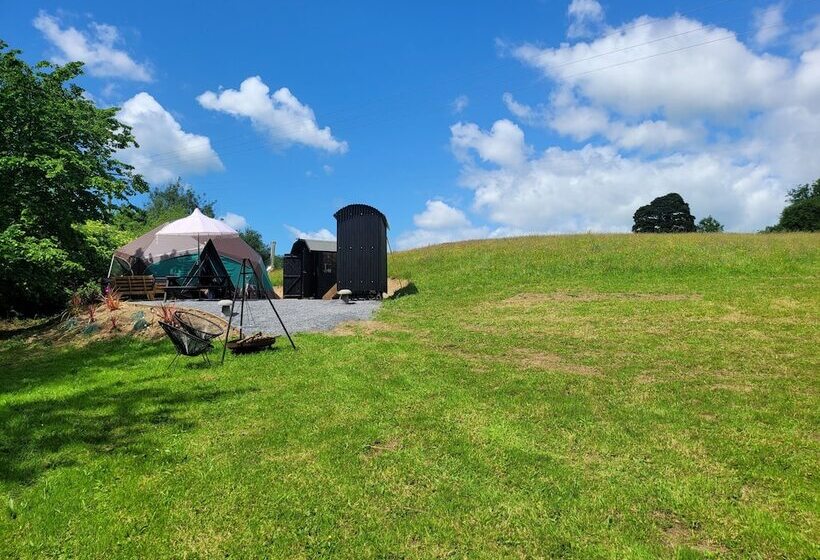 مبيت وإفطار Hideaway Escapes