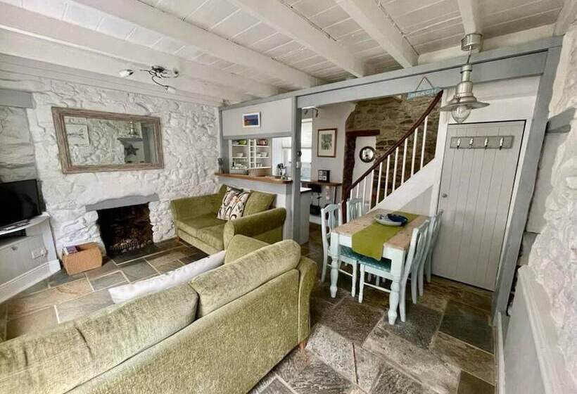 Bos Cres   A Fisherman S Cottage In St Ives Town