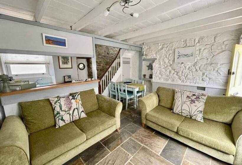 Bos Cres   A Fisherman S Cottage In St Ives Town