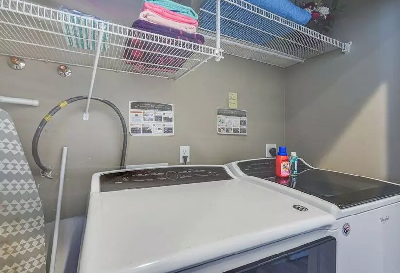 Bright Panama City Beach Retreat W/ Private Pool!