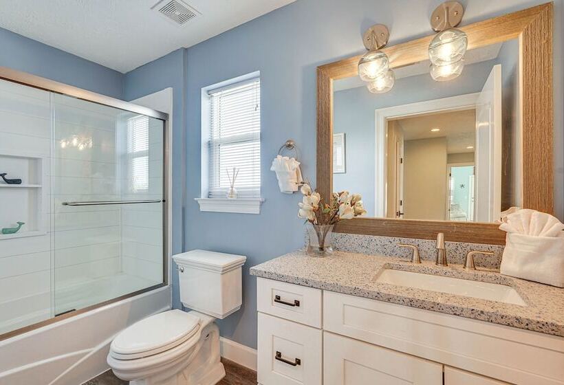 Bright Panama City Beach Retreat W/ Private Pool!