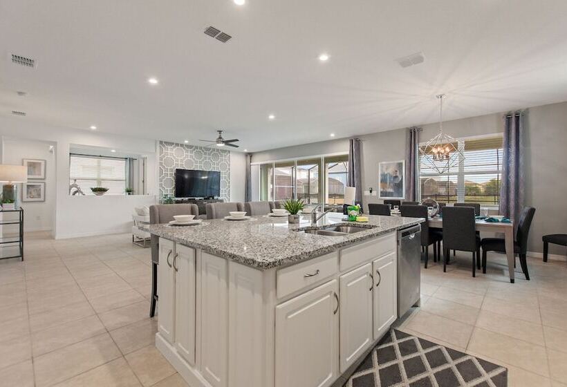 Camp Mickey Resort Home, Spa, By Shine Villas 841