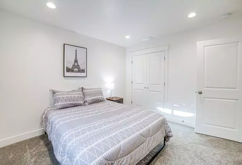 Charming Idaho Falls Home   5 Mi To Downtown!