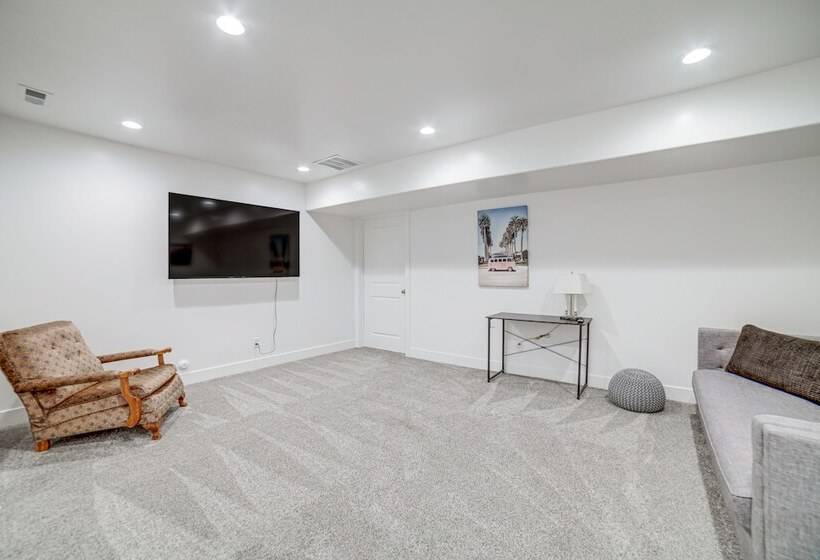 Charming Idaho Falls Home   5 Mi To Downtown!